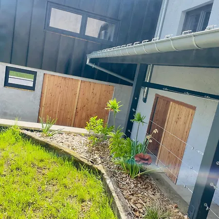 Holiday home Maison Chez Nounou Sauna Jacuzzi Jardin Arbore